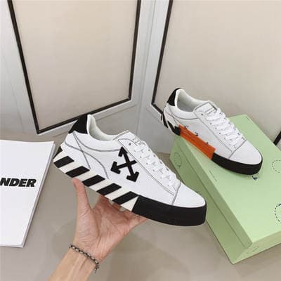 22 sapatos brancos pequenos masculinos fora da plataforma versátil versão superior branca sapatos de skate de cano baixo sapatos de lona feminina com cadarços frontais resistentes ao desgaste